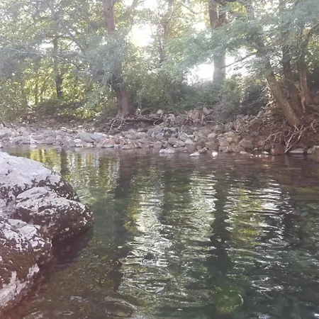 Casa vacanze Chalet En La Montana Junto Rio A 30 Minutos De La Playa *